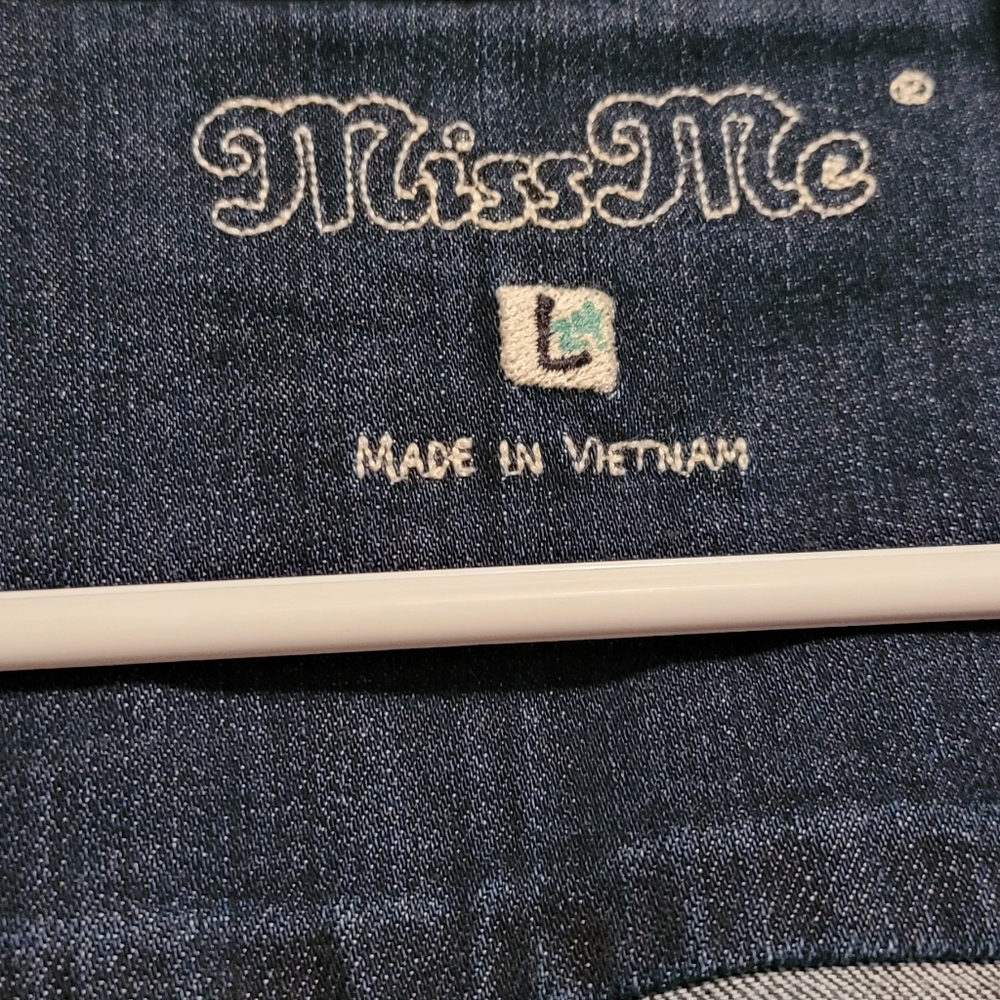 Jacket - Picture 6 of 6